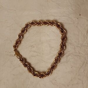 Gold tone bracelet